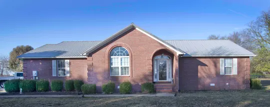Exterior image 1 at Poppie's Place