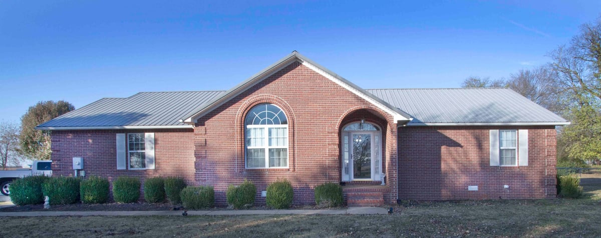 Exterior image 1 at Poppie's Place