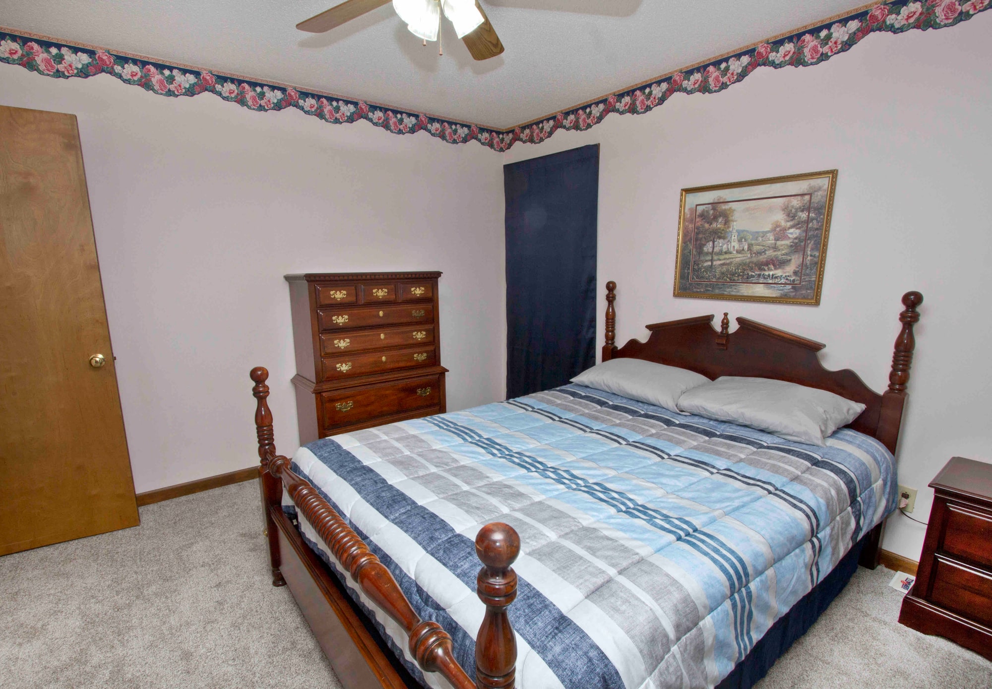 Bedroom 1 image 1 at Poppie's Place